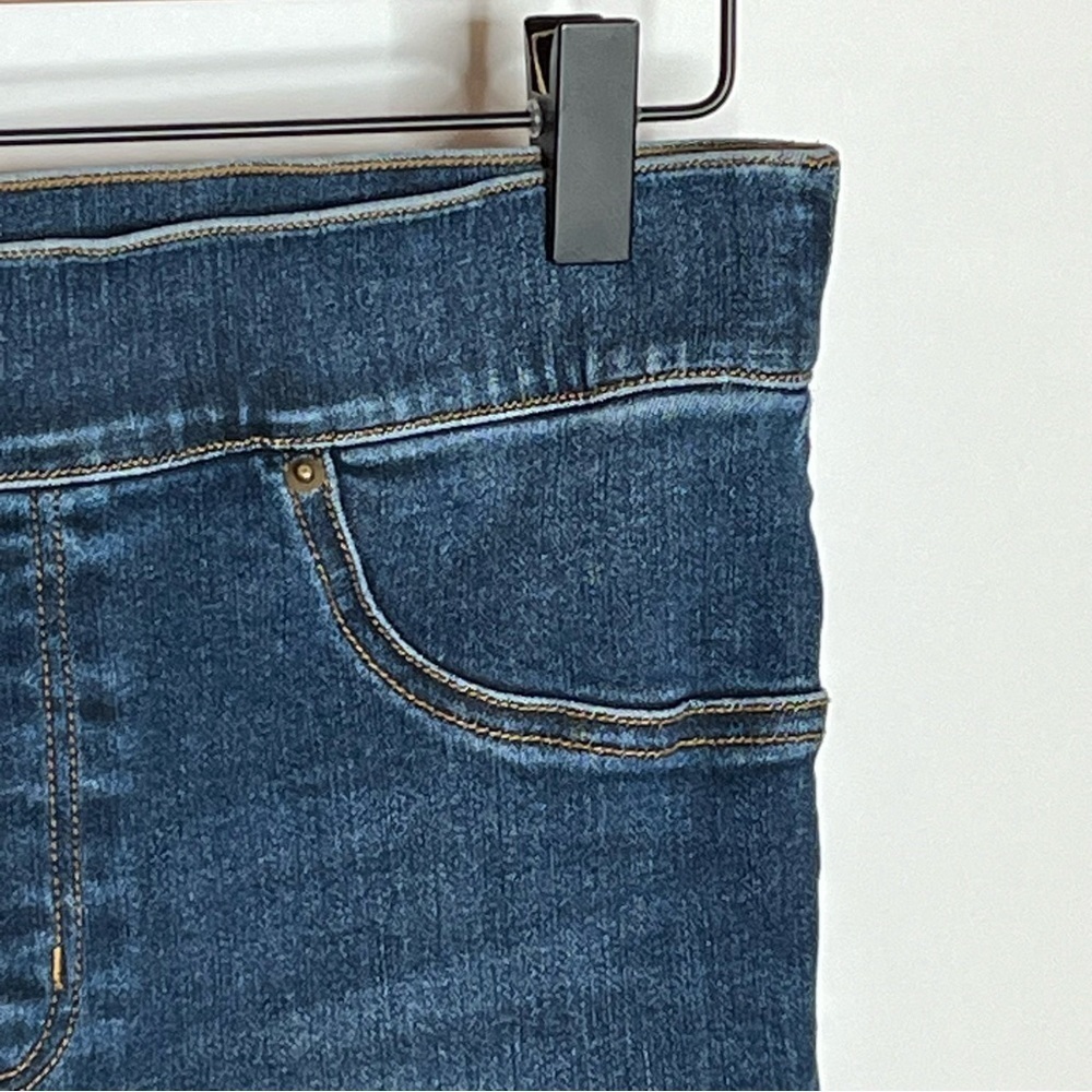 SPANX Distressed Ankle Skinny Jeans Size Medium - Picture 6 of 12
